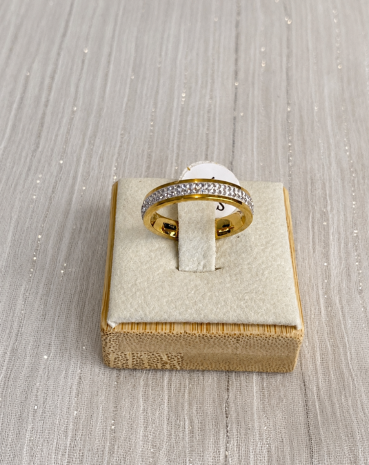 Aurelia Pavé Gold Band Ring