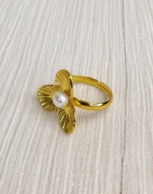 Aurelia Pearl Bloom Ring