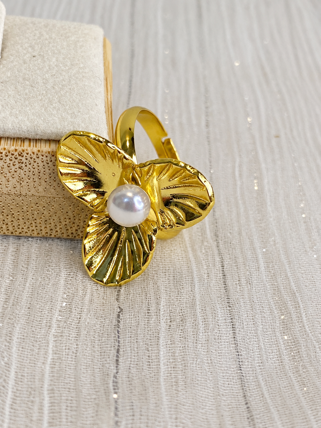 Aurelia Pearl Bloom Ring - Image 3