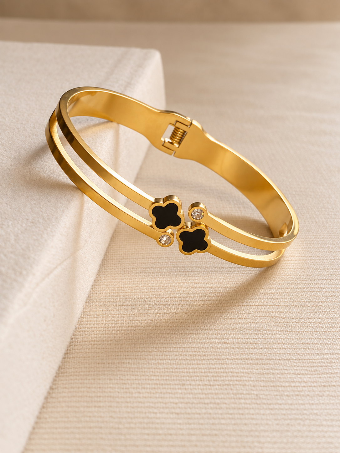 Double Clover Crystal Bangle