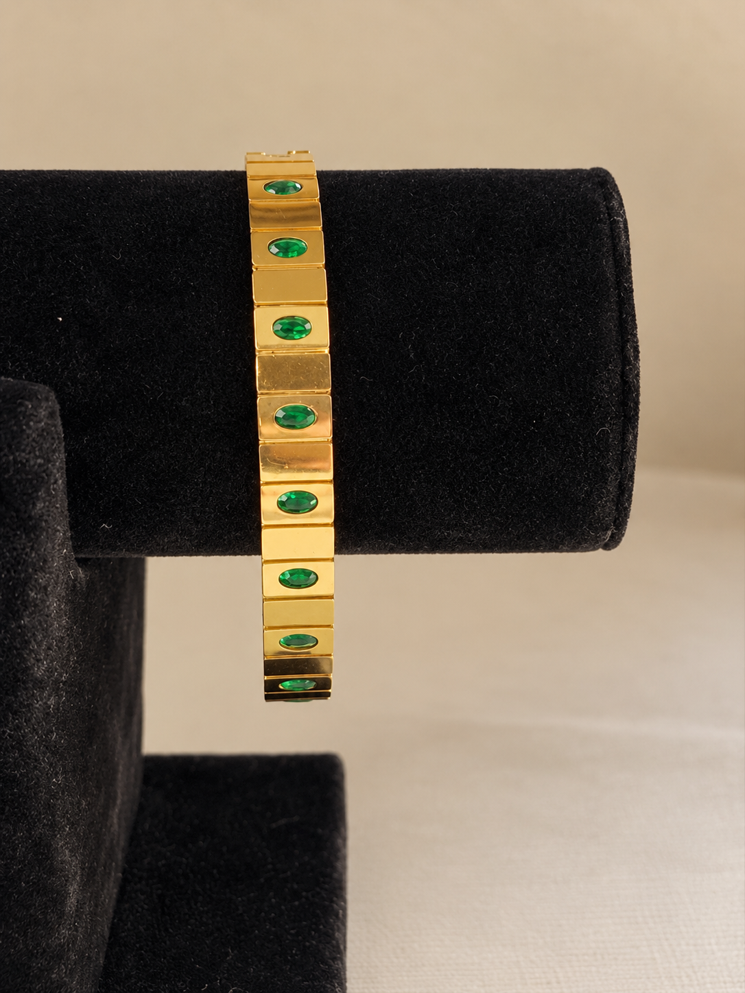 Emerald Link Cuff Bracelet - Image 4