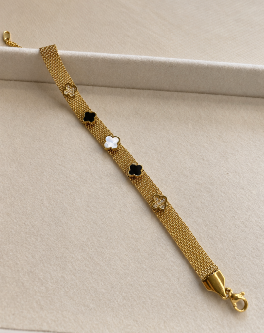 Four-Leaf Clover Mesh Bracelet