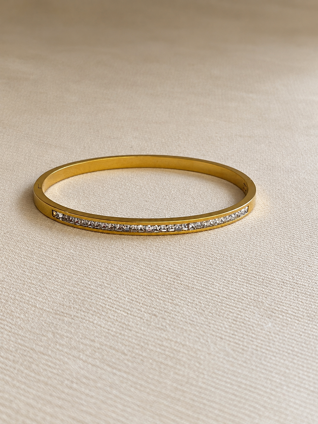 Pavé Crystal Line Bangle