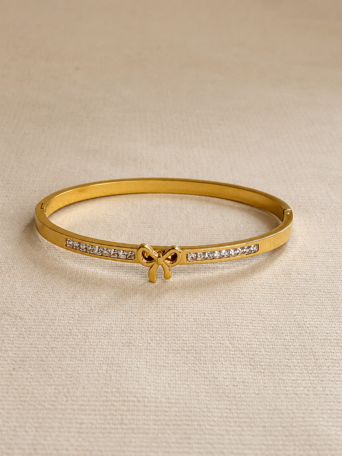 Ribbon Bow Crystal Bangle